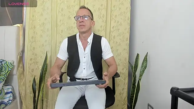  axelking  online show from July 2026 11:51:02 AM