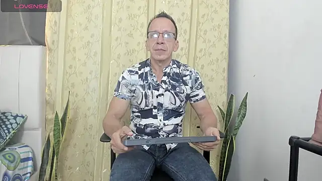  axelking  online show from July 2026 11:48:01 AM