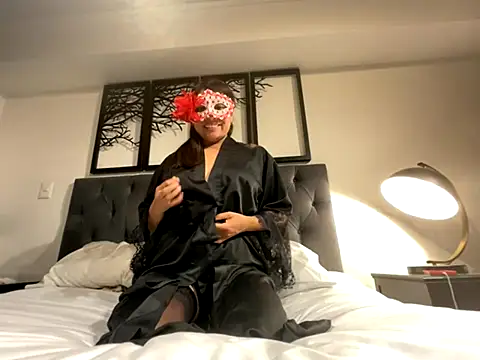 SusySunshine online show from October 2025 01:03:02 AM