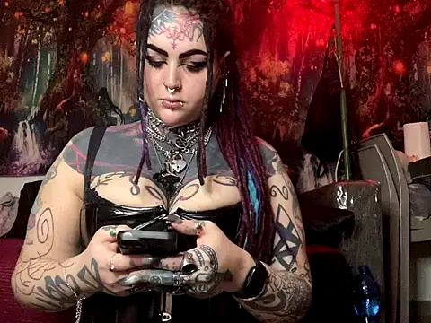 nyxvelon online show from December 2025 12:04:01 AM