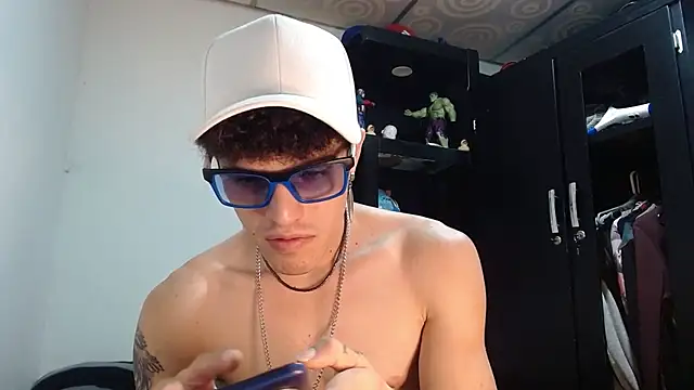 imsammytop online show from October 2025 09:16:01 PM