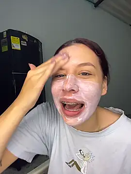 iisabella09 online show from November 2025 06:12:01 AM