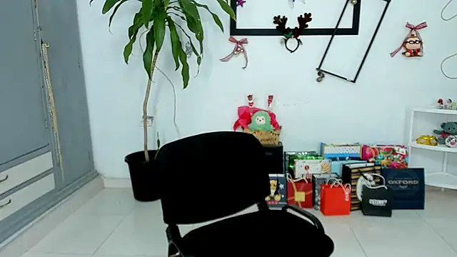 Snapshot of Gregorii_adams chatting on January 2026 06:09:01 PM Gregorii adams online show from January 2026 06:09:01 PM
