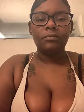 ThickChick94 online show from October 2025 03:40:02 AM
