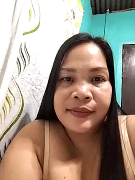 Snapshot of shyhotpinay_32 chatting on October 2025 01:46:02 PM shyhotpinay 32 online show from October 2025 01:46:02 PM