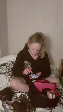 Snapshot of amandatheblondewife chatting on January 2026 09:23:02 AM amandatheblondewife online show from January 2026 09:23:02 AM