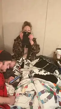 Snapshot of amandatheblondewife chatting on February 2026 06:22:01 AM amandatheblondewife online show from February 2026 06:22:01 AM