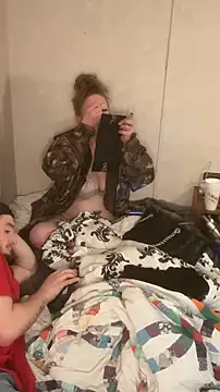 Snapshot of amandatheblondewife chatting on February 2026 06:40:02 AM amandatheblondewife online show from February 2026 06:40:02 AM