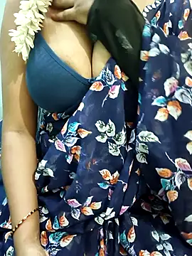 Snapshot of Chennai-couples chatting on July 2026 05:29:02 PM Chennai-couples online show from July 2026 05:29:02 PM