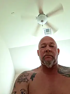 moonbeam37 online show from April 2026 03:27:02 PM