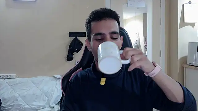 junokun22 online show from November 2025 07:03:01 PM