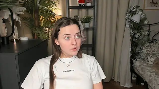 ThelmaJusto online show from December 2025 03:18:02 PM