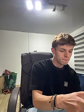 noah red online show from October 2025 03:15:02 AM