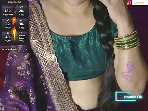 Snapshot of traditional_Jaanvi chatting on April 2026 03:52:01 AM traditional Jaanvi online show from April 2026 03:52:01 AM