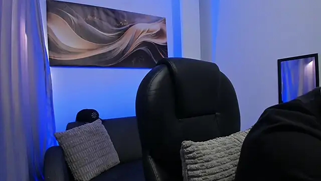 Leoo Miller online show from February 2026 04:41:02 AM