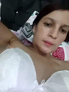 Mariana08andDiego online show from November 2025 02:10:01 AM