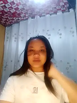 Snapshot of _YourHellMajestic_ chatting on October 2025 01:34:01 PM YourHellMajestic online show from October 2025 01:34:01 PM