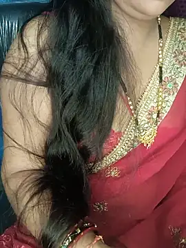 Snapshot of Rashmi_011 chatting on June 2026 12:24:01 AM Rashmi 011 online show from June 2026 12:24:01 AM
