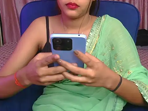 yours-angell online show from December 2025 05:01:02 AM