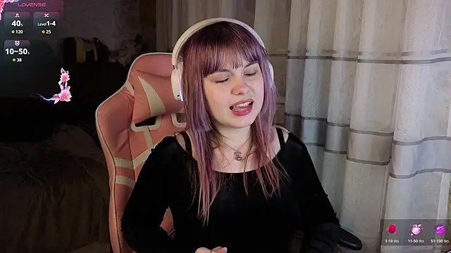 KristiBloom online show from March 2026 02:04:02 AM