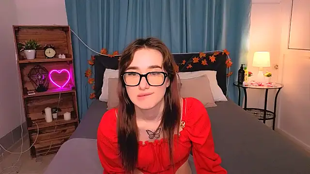 Olivia Grantt online show from December 2025 02:08:02 AM