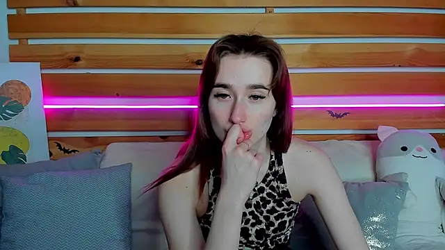 Olivia Grantt online show from December 2025 01:15:02 AM