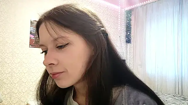 babylilcute online show from October 2025 11:10:01 AM