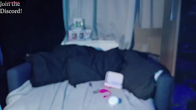 Snapshot of venusflytrapped chatting on February 2026 03:45:02 AM venusflytrapped online show from February 2026 03:45:02 AM