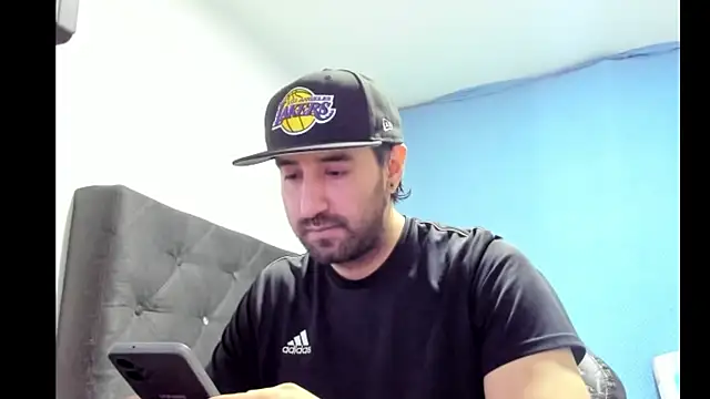 coolfriki online show from January 2026 03:52:02 AM