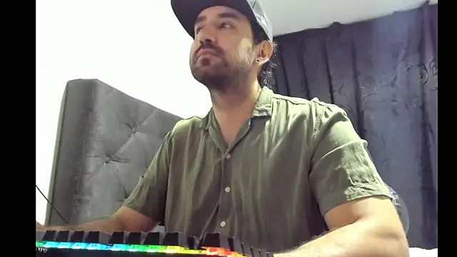 coolfriki online show from January 2026 01:54:01 AM