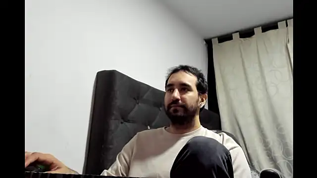 coolfriki online show from April 2026 11:27:01 PM