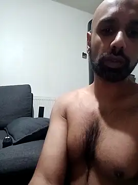 Snapshot of T1T012 chatting on February 2026 06:03:01 PM T1T012 online show from February 2026 06:03:01 PM