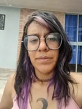 Abby 2-1 online show from November 2025 04:11:02 PM