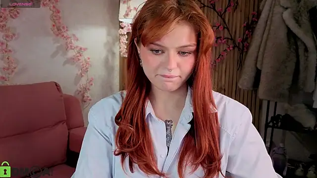 Snapshot of Barbara_Mitchel chatting on November 2025 05:33:02 PM Barbara Mitchel online show from November 2025 05:33:02 PM