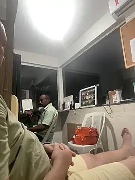 Snapshot of B-38 chatting on November 2025 11:49:02 PM B-38 online show from November 2025 11:49:02 PM