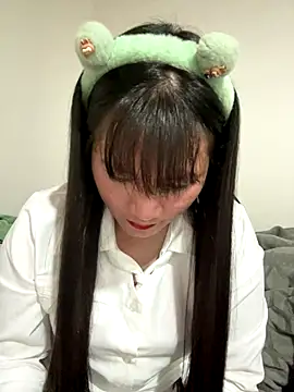 TrangNemo online show from December 2025 09:04:02 AM