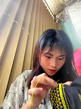 Mylinh- online show from October 2025 08:36:02 AM