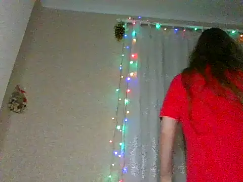 Lynirina online show from May 2026 08:37:01 PM