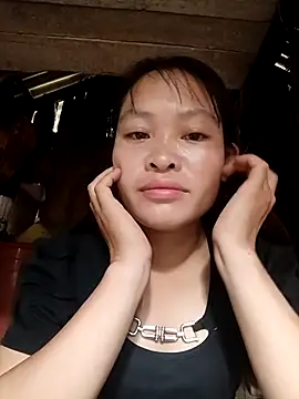 Young vietnamese online show from October 2025 01:36:02 AM
