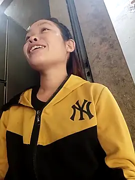 Young vietnamese online show from October 2025 12:55:01 AM