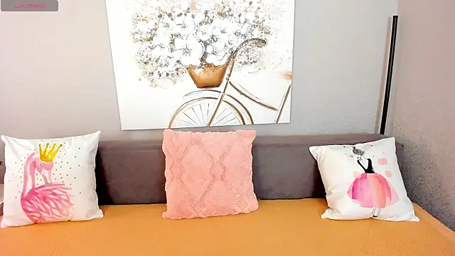 Snapshot of Evarey_ chatting on November 2025 05:41:02 AM Evarey online show from November 2025 05:41:02 AM