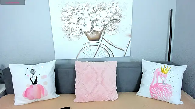 Snapshot of Evarey_ chatting on November 2025 05:35:02 AM Evarey online show from November 2025 05:35:02 AM