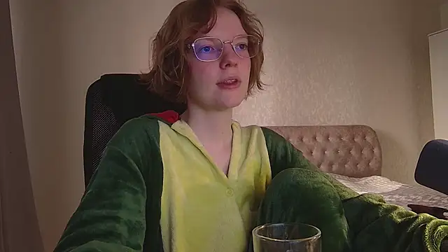 emymayy online show from June 2026 03:25:01 AM