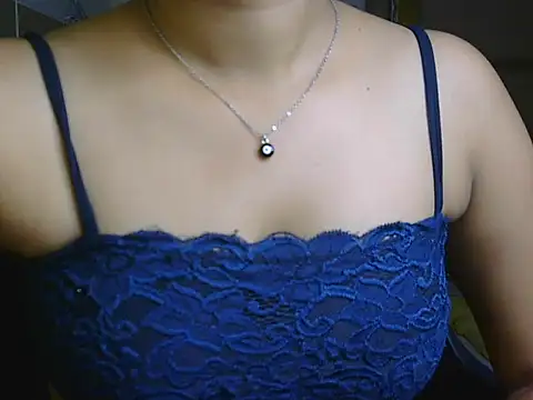 Snapshot of Blossom_rani chatting on October 2025 07:22:01 PM Blossom rani online show from October 2025 07:22:01 PM