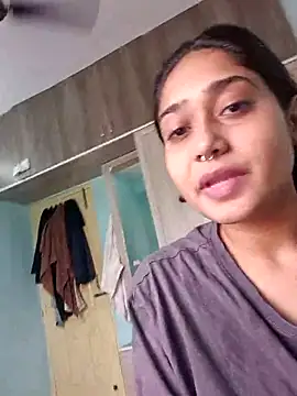 Ishaa Sharmaa online show from July 2026 08:29:01 AM
