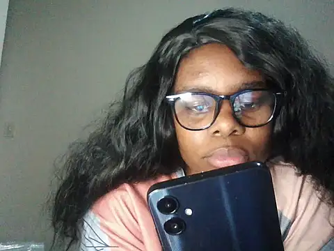 Snapshot of Hot_Yolanda chatting on October 2025 07:55:01 PM Hot Yolanda online show from October 2025 07:55:01 PM