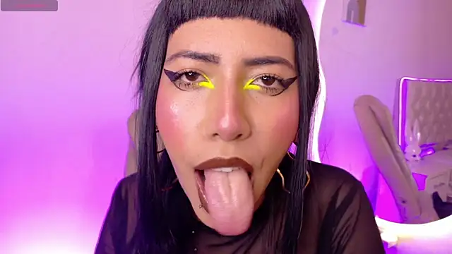 Snapshot of Nina_fox_0691 chatting on July 2026 10:34:01 PM Nina fox 0691 online show from July 2026 10:34:01 PM