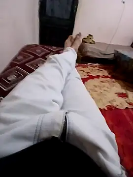 latarak321 online show from April 2026 05:43:02 PM