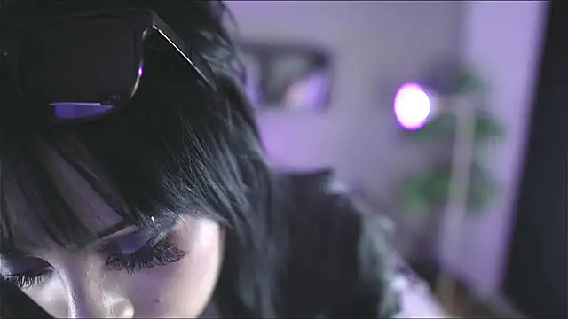 Bayonetta doll online show from October 2025 08:43:02 PM