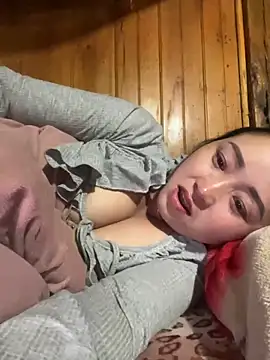 miemie-xx online show from November 2025 01:25:02 PM